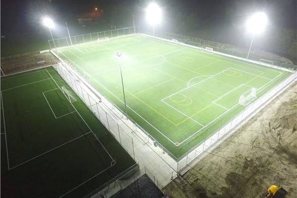 Aménagement 2 terrains de football synthétique - Sportinfrabouw NV